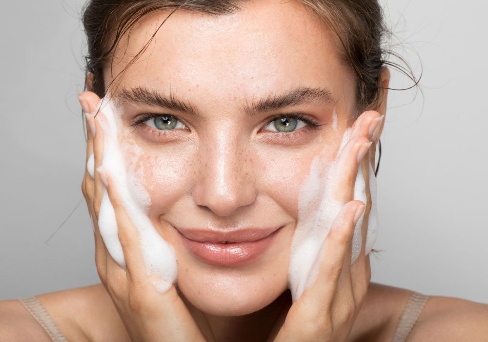 Hydrating moisturizer for dry skin